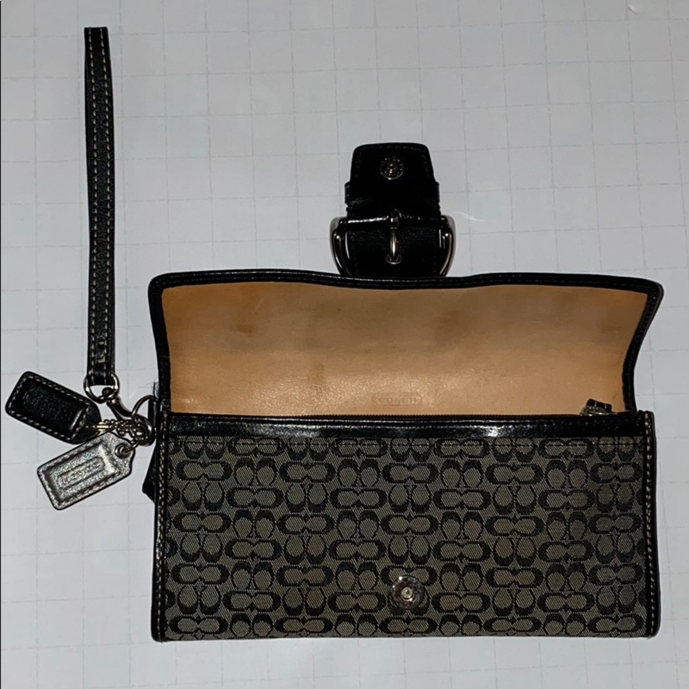 Coach Wallet - Picture 2 of 4
